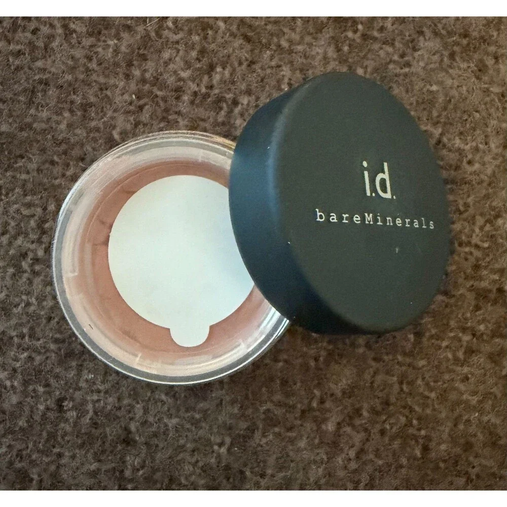 New Sealed BareMinerals FINESSE Glimpse Eyeshadow .02oz/.57g Discontinued